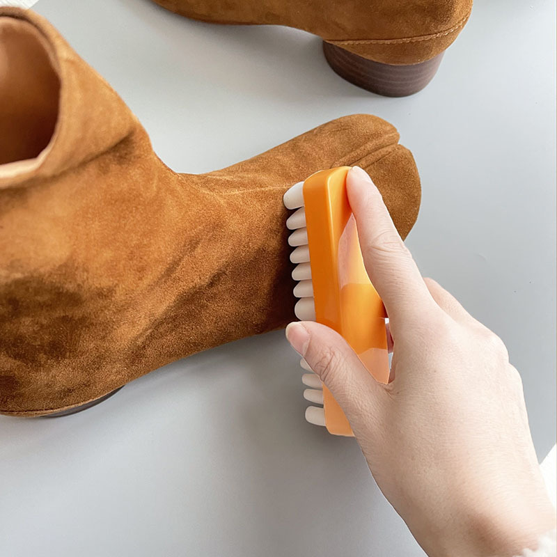 Lederen borstel voor suède laa - Sneaker Care Products recensie en prijs