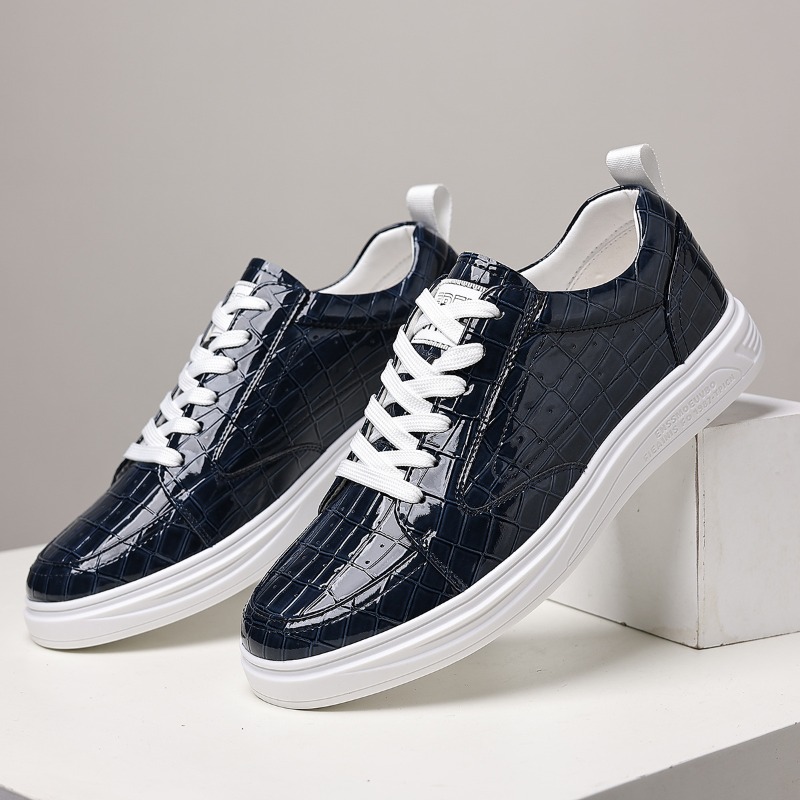 Klassieke lage skate schoenen  - Sneaker Career recensie en prijs